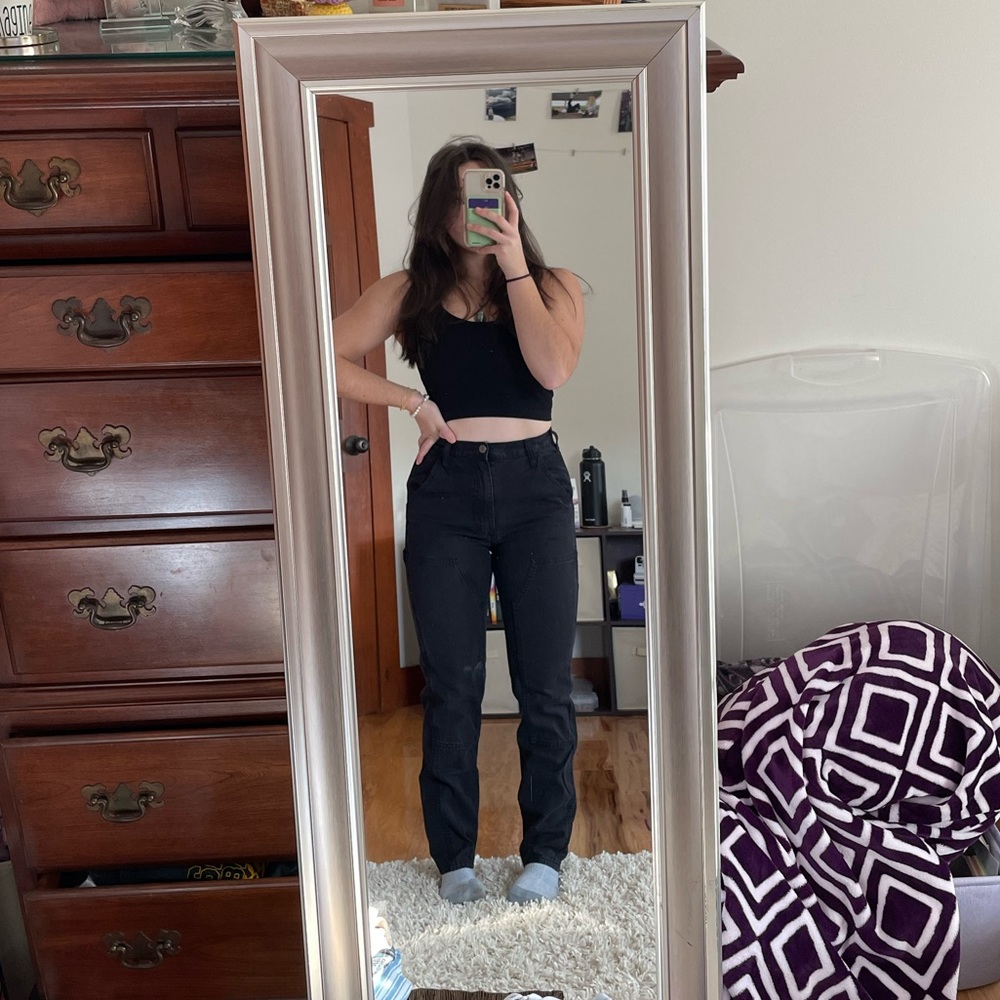 brandy melville jane cargo pants (black) - 

high waisted
one size, size small